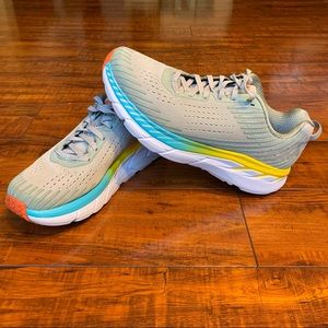 HOKA ONE ONE Clifton 5 Women's Running Shoes - Grey Size: 8.5